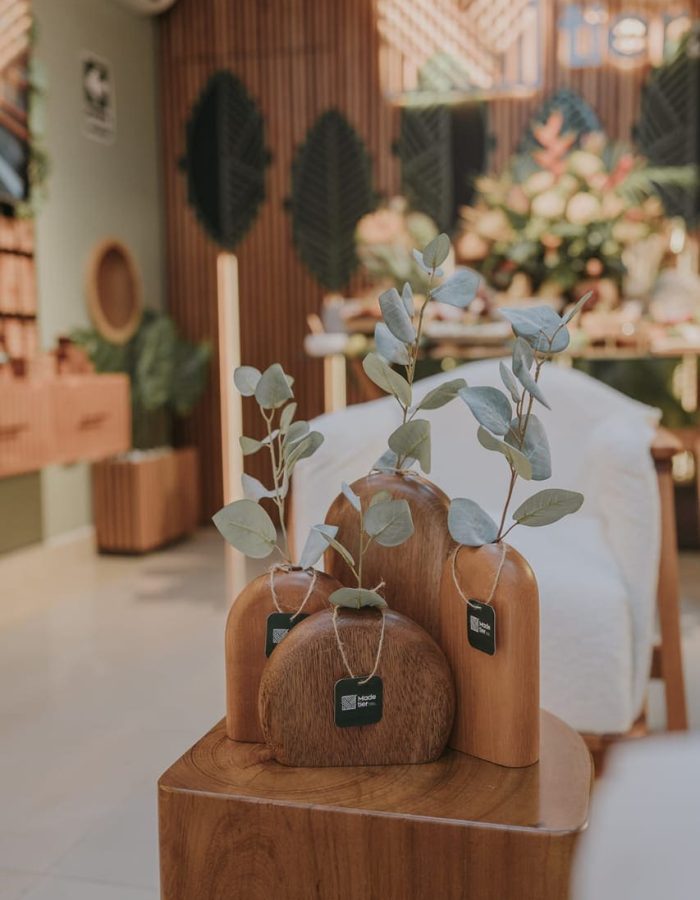 Florero Curvo Artesanal